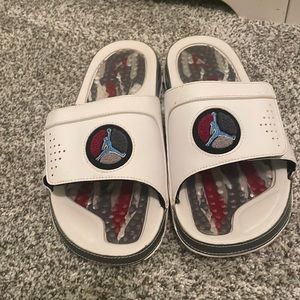 Jordan Hydro V Retro White, Red and Black